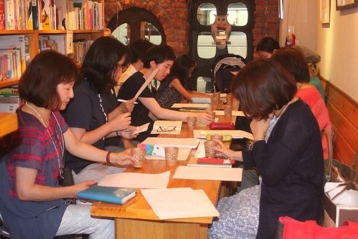 作品を発表するギャラリーや作家さんとの勉強会